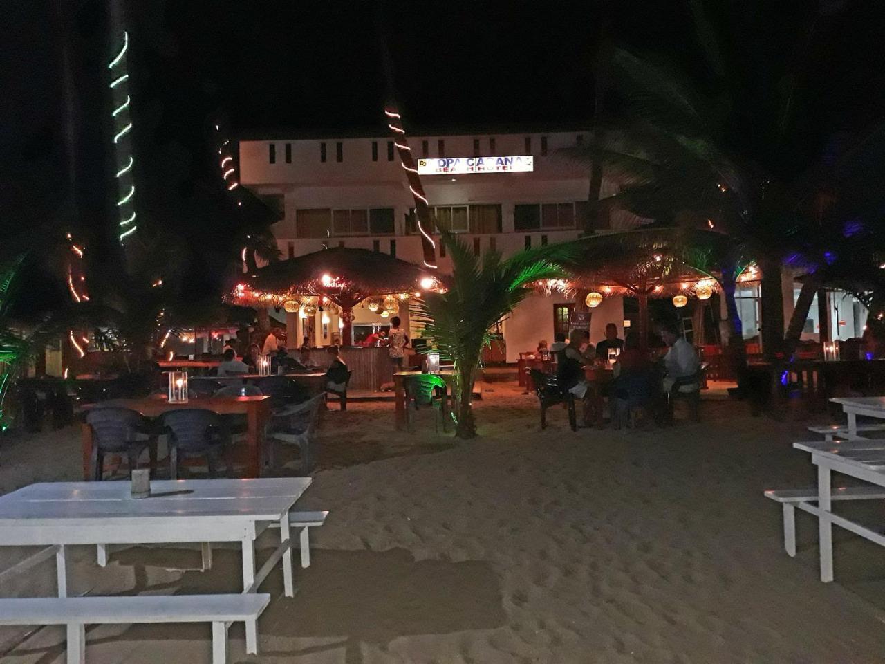 Copacabana Beach Hotel Hikkaduwa Esterno foto